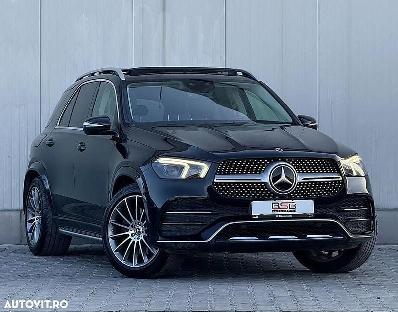 Culoarenegru Utilizat 2021 Mercedes GLE300 AMG line SUV | 45.000 EUR (Preț OK) - Imagine 1/4
