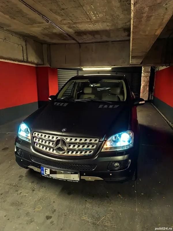 Utilizat 2006 Mercedes ML320 SUV | 6.000 EUR (Preț OK) - Imagine 1/4
