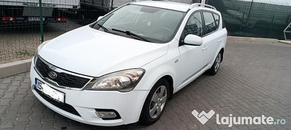 Second-hand Kia Ceed Sportswagon 90 CP (66 kW) 2010 Alb Break