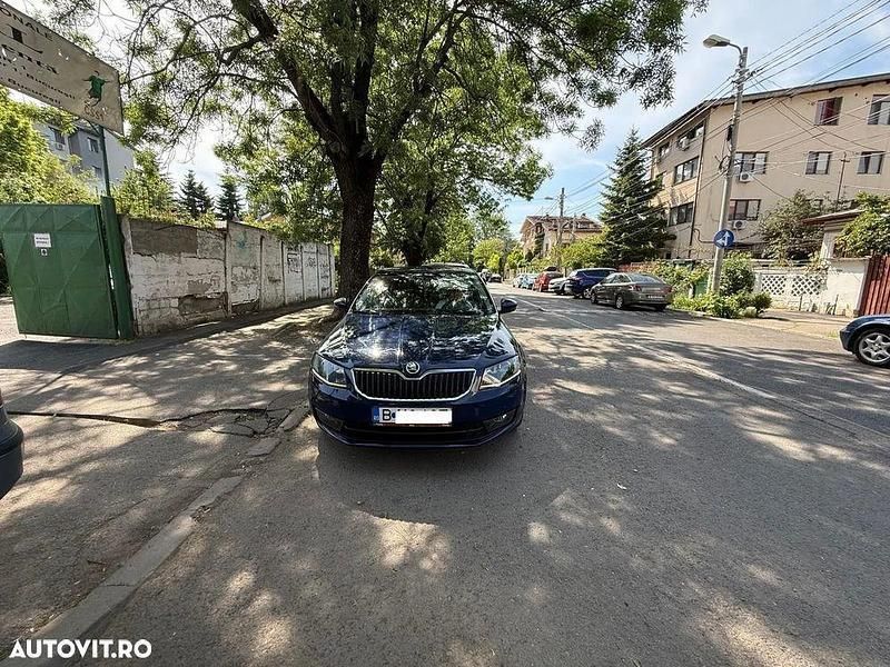 Albastru Utilizat 2015 Skoda Octavia Ambition Berlinǎ | 12.800 EUR (Preț OK) - Imagine 1/4