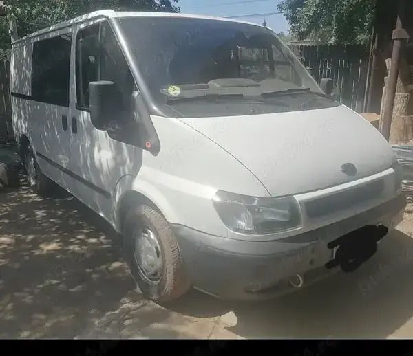 Alb Utilizat 2002 Ford Transit | 2.450 EUR - Imagine 1/4