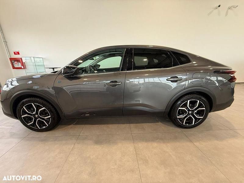 Second-hand Citroën e-C4 Feel 100 kW (136 CP) 2024 Culoaregri Hatchback