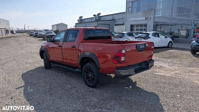 Nouă Toyota HiLux 204 CP (150 kW) 2025 Culoarerosu Pickup