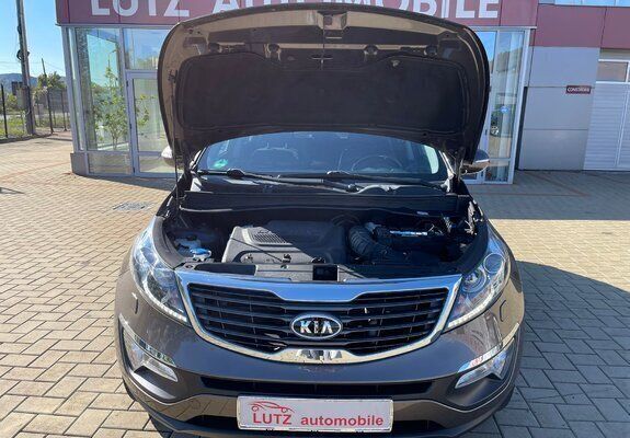 Second-hand Kia Sportage Spirit 135 CP (99 kW) 2012 Auriu SUV