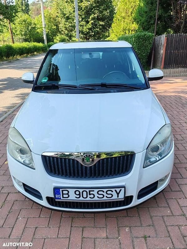 Alb Utilizat 2007 Skoda Fabia | 1.950 EUR (Preț OK) - Imagine 1/4