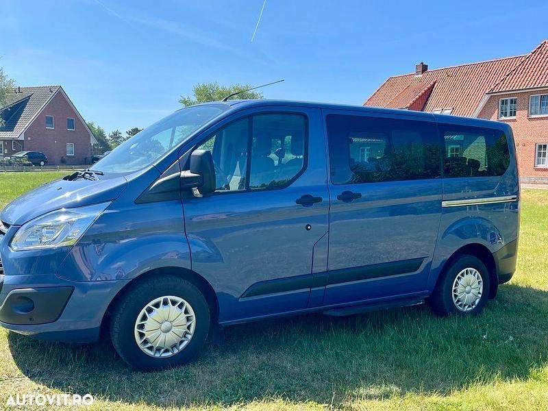 Albastru Utilizat 2015 Ford Tourneo Custom Monovolum | 15.999 EUR (Super Preț) - Imagine 1/4