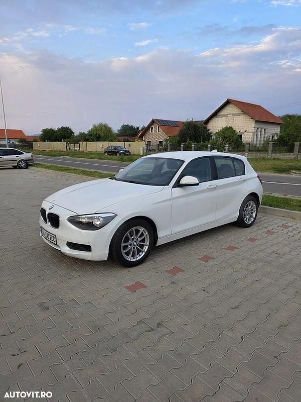 Culoarealb Utilizat 2013 BMW 114 Hatchback | 7.599 EUR - Imagine 1/4