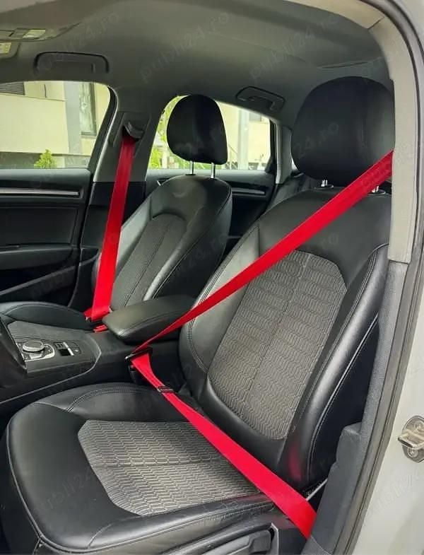 Second-hand Audi A3 116 CP (85 kW) 2016 Alb Berlinǎ