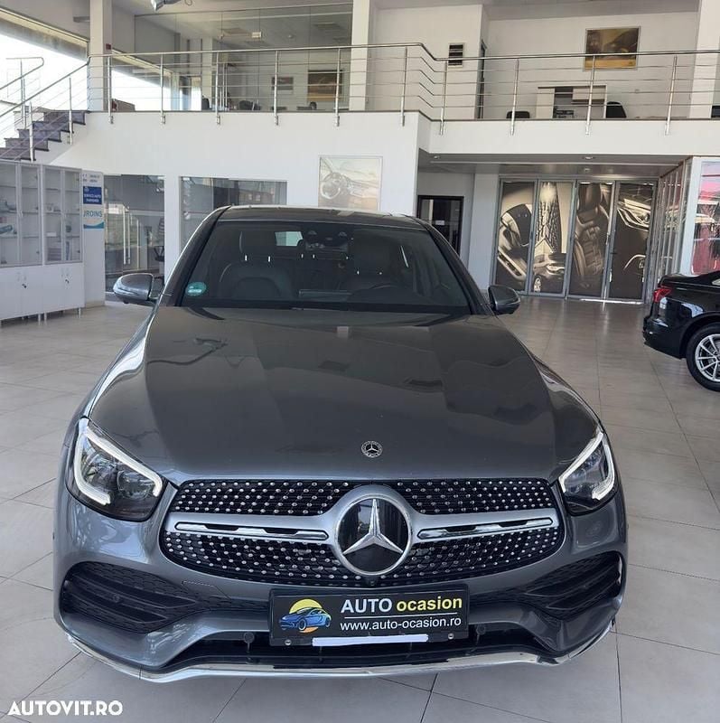 Culoarebej Utilizat 2021 Mercedes GLC300 Coupe | 39.900 EUR - Imagine 1/4