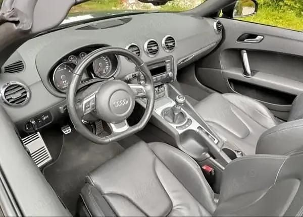 Second-hand Audi TT Roadster 160 CP (117 kW) 2010 Cabrio