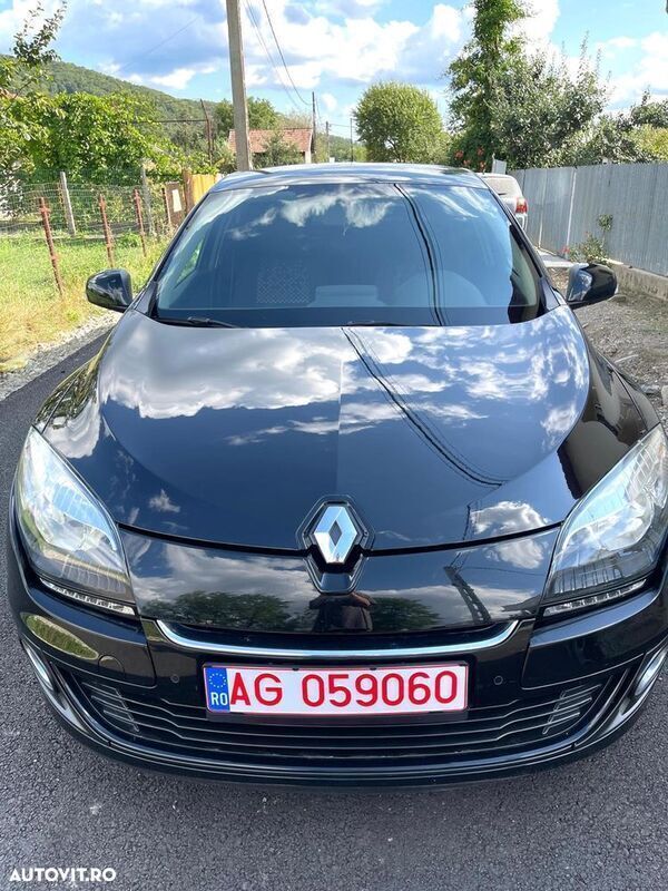 Negru Utilizat 2012 Renault Mégane III | 4.400 EUR - Imagine 1/4