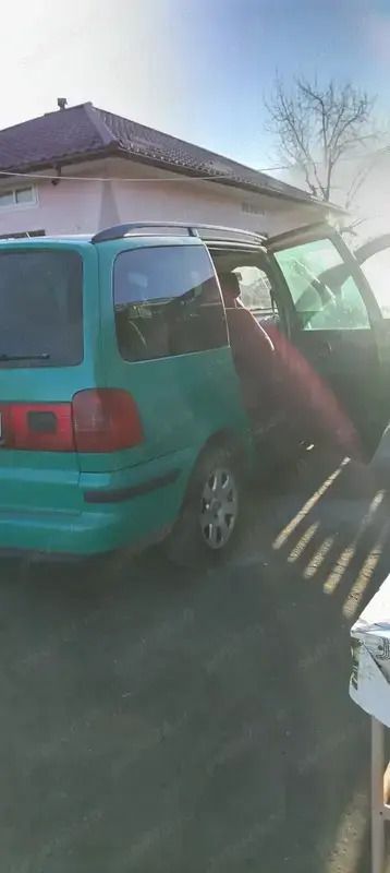 Utilizat 2000 VW Sharan Monovolum | 1.300 EUR - Imagine 1/2