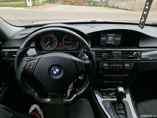 Utilizat 2009 BMW 320 Break | 4.200 EUR (Preț bun) - Imagine 1/4