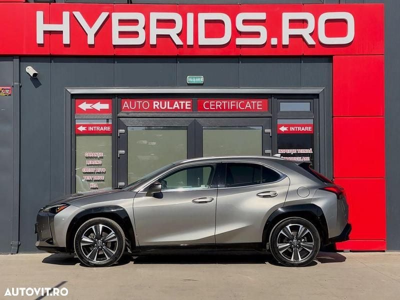 Second-hand Lexus UX 250h Executive Line 184 CP (135 kW) 2019 Culoaregri SUV