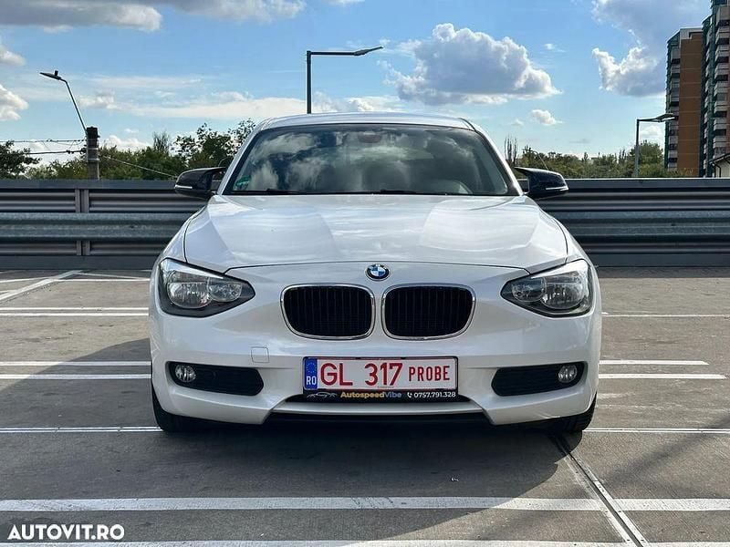 Second-hand BMW 116 Sport Line 136 CP (100 kW) 2012 Culoarealb Hatchback