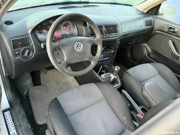 Second-hand VW Golf IV 101 CP (74 kW) 2003 Break