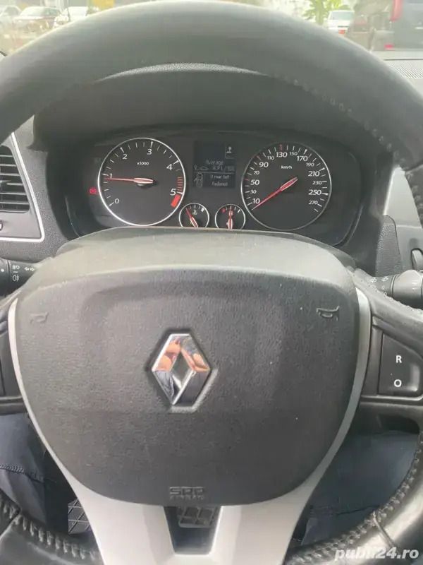 Second-hand Renault Laguna III 150 CP (110 kW) 2013