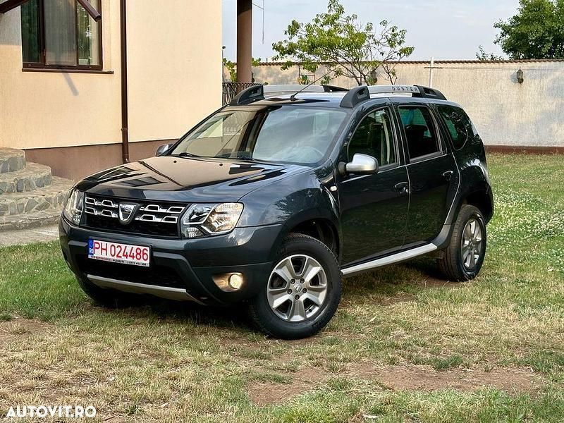 Gri Utilizat 2016 Dacia Duster Prestige SUV | 8.650 EUR (Preț OK) - Imagine 1/4