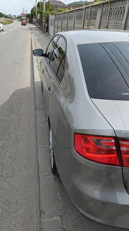 Second-hand Seat Toledo Style 105 CP (77 kW) 2015 Bej Berlinǎ