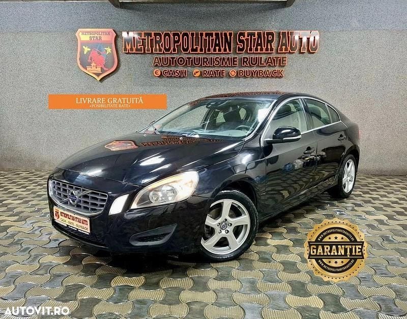 Culoarenegru Utilizat 2012 Volvo S60 Momentum Berlinǎ | 6.980 EUR (Puțin scump) - Imagine 1/4