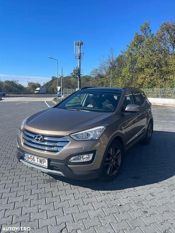 Culoaremaro Utilizat 2013 Hyundai Santa Fe SUV | 11.850 EUR (Preț OK) - Imagine 1/4