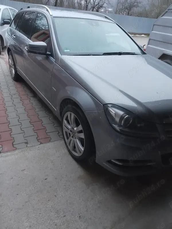 Second-hand Mercedes C220 170 CP (125 kW) 2011 Gri Break