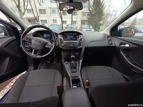 Second-hand 2015 Ford Focus Hatchback | 5.500 EUR (Preț OK) - Imagine 1/4
