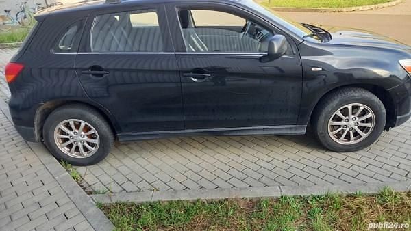 Utilizat 2010 Mitsubishi ASX SUV | 3.800 EUR (Super Preț) - Imagine 1/4
