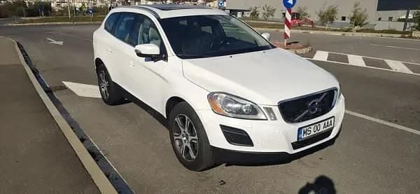 Alb Utilizat 2013 Volvo XC60 Summum SUV | 14.900 EUR (Preț OK) - Imagine 1/4