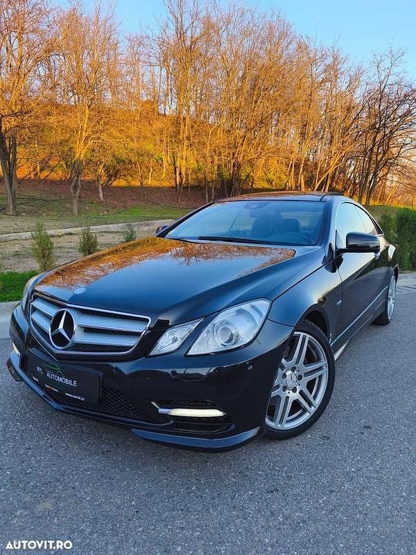 Culoarenegru Utilizat 2012 Mercedes E220 Avantgarde Coupe | 11.490 EUR (Super Preț) - Imagine 1/4