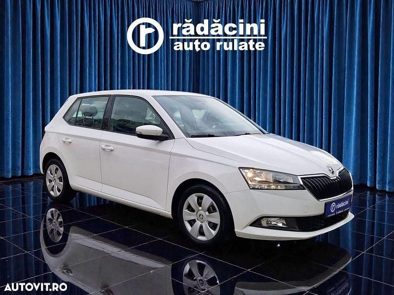 Culoarealb Second-hand 2021 Skoda Fabia Hatchback | 13.200 EUR (Preț OK) - Imagine 1/3