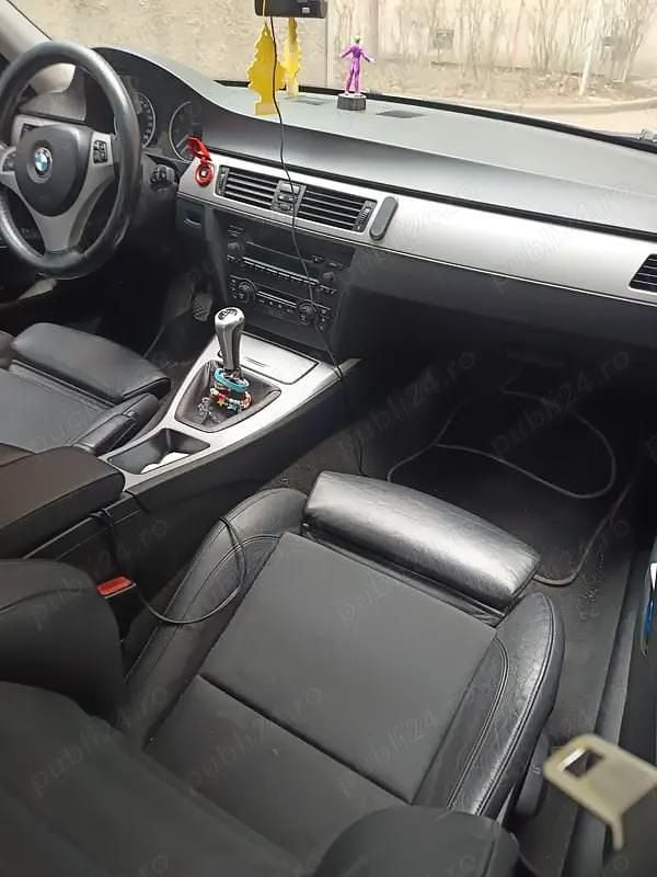 Second-hand BMW 320 150 CP (110 kW) 2005 Berlinǎ