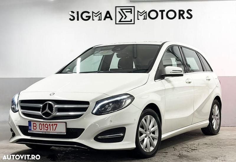 Culoarealb Utilizat 2015 Mercedes B180 Style Monovolum | 12.750 EUR (Preț OK) - Imagine 1/4