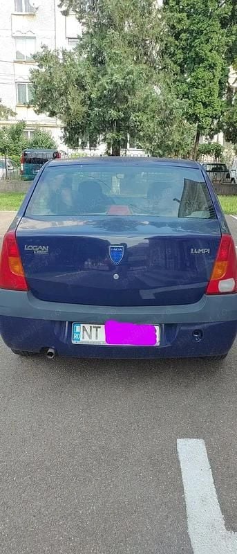 Utilizat 2005 Dacia Logan Berlinǎ | 1.850 EUR (Preț bun) - Imagine 1/4