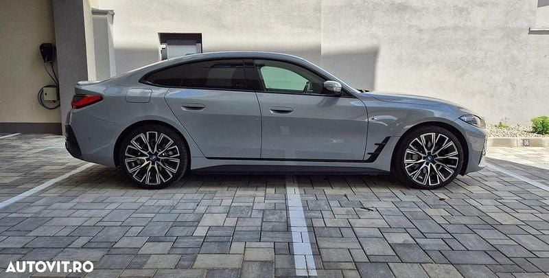 Second-hand BMW i4 Comfort Edition 250 kW (340 CP) 2023 Culoaregri Berlinǎ