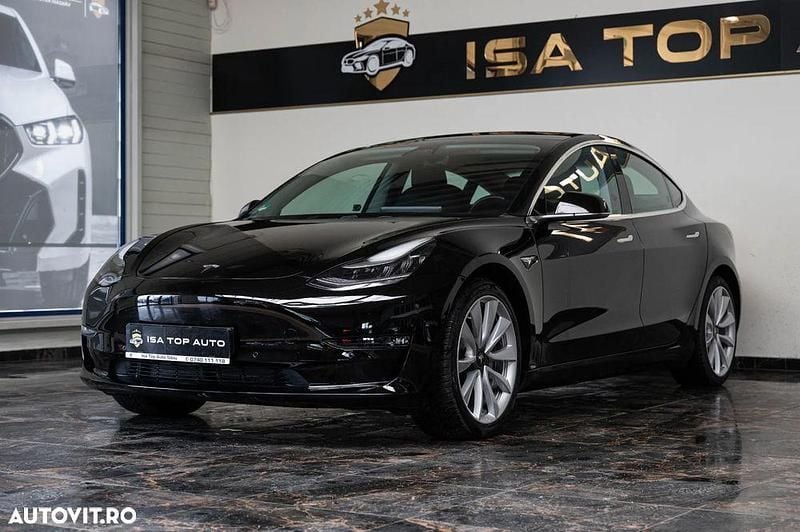 Culoarenegru Second-hand 2019 Tesla Model 3 Berlinǎ | 19.999 EUR (Super Preț) - Imagine 1/4