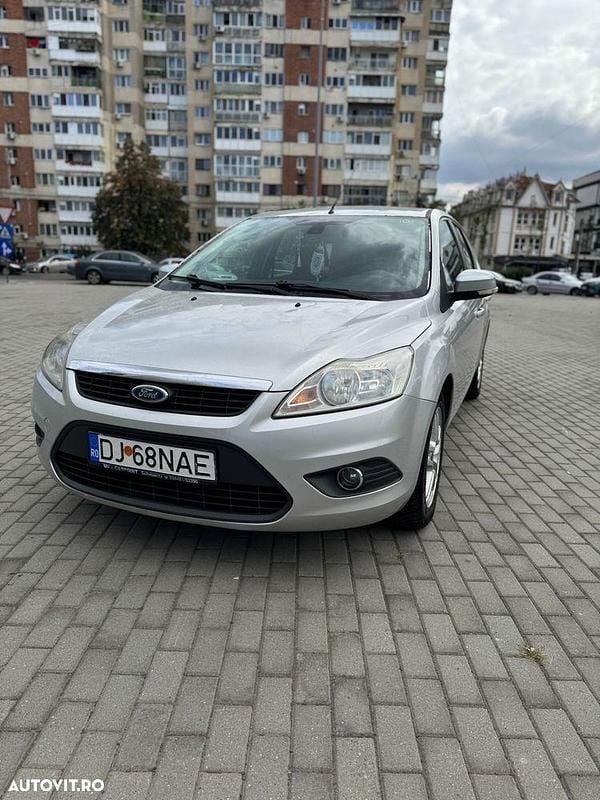 Culoaregri Utilizat 2008 Ford Focus Ghia Break | 2.900 EUR (Scump) - Imagine 1/4