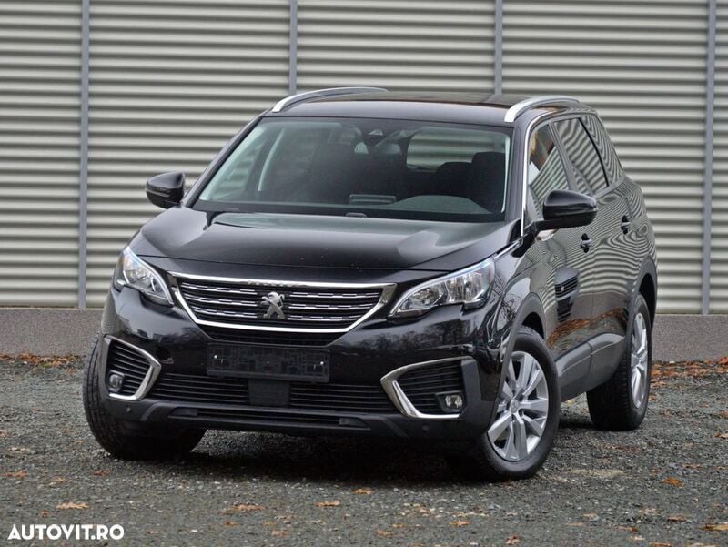 Negru Utilizat 2019 Peugeot 5008 Allure Monovolum | 12.490 EUR (Preț bun) - Imagine 1/4