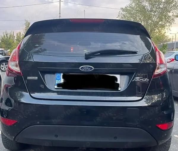 Utilizat 2014 Ford Fiesta Hatchback | 3.699 EUR (Preț OK) - Imagine 1/4