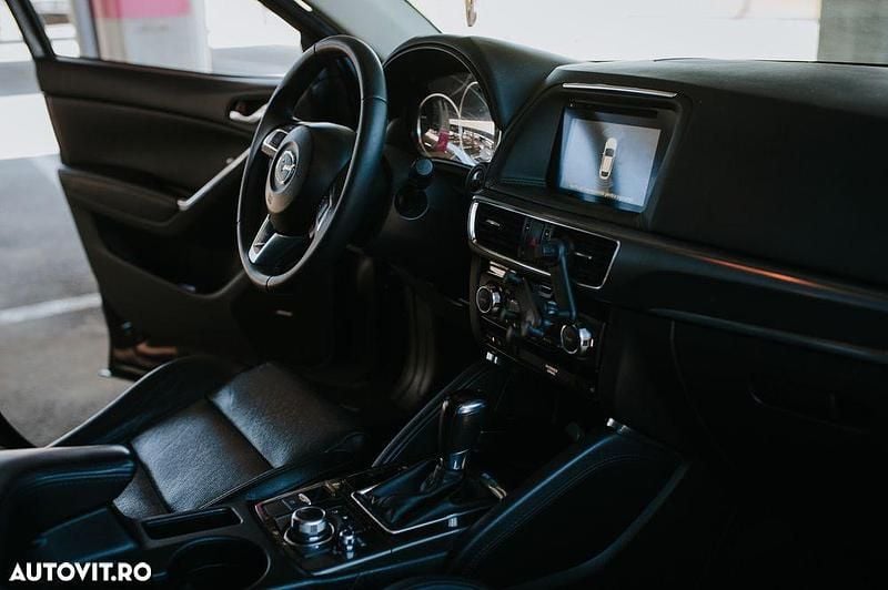 Second-hand Mazda CX-5 Sports-Line 175 CP (128 kW) 2016 Culoarenegru SUV