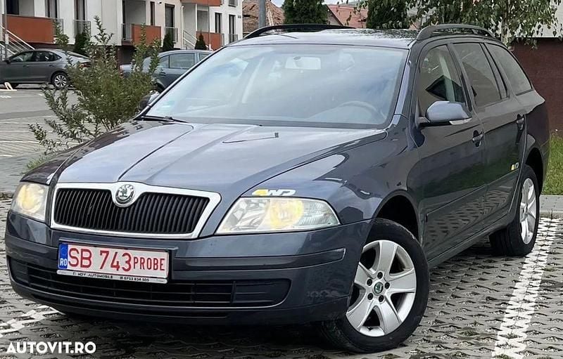 Culoaregri Utilizat 2007 Skoda Octavia Elegance Break | 3.299 EUR (Preț OK) - Imagine 1/4
