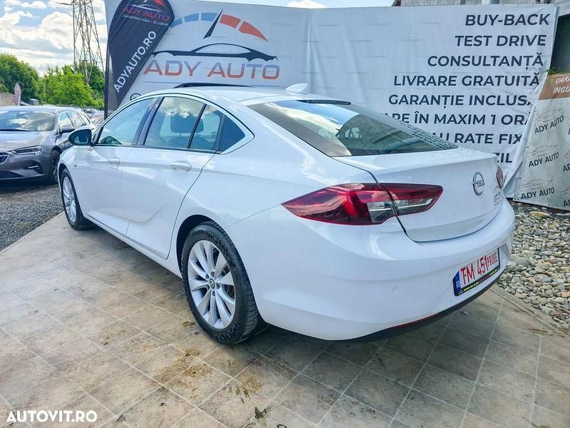Second-hand Opel Insignia Sport 136 CP (100 kW) 2018 Alb Berlinǎ
