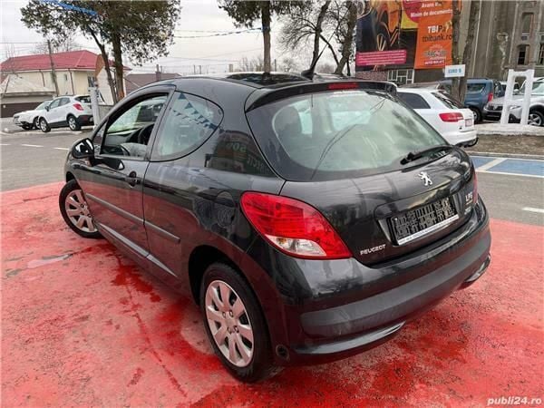 Second-hand Peugeot 207 95 CP (69 kW) 2009 Negru Hatchback