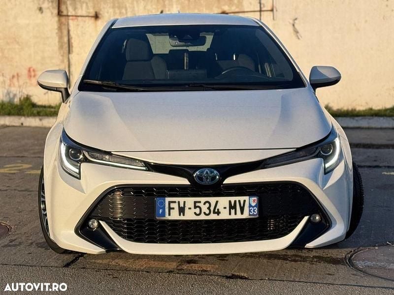 Second-hand Toyota Corolla 122 CP (89 kW) 2021 Culoarealb