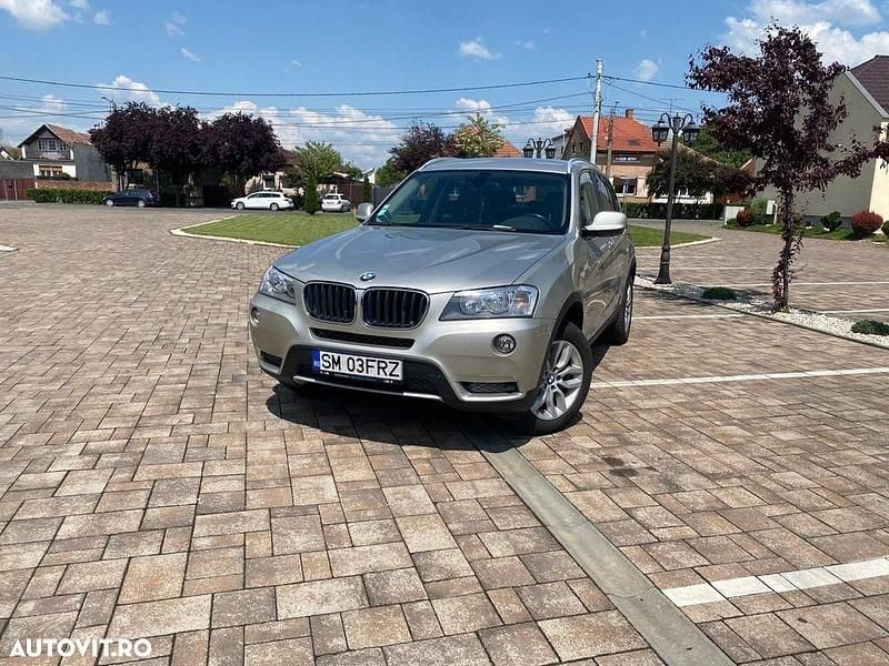 Gri Utilizat 2011 BMW X3 SUV | 10.500 EUR (Preț OK) - Imagine 1/4