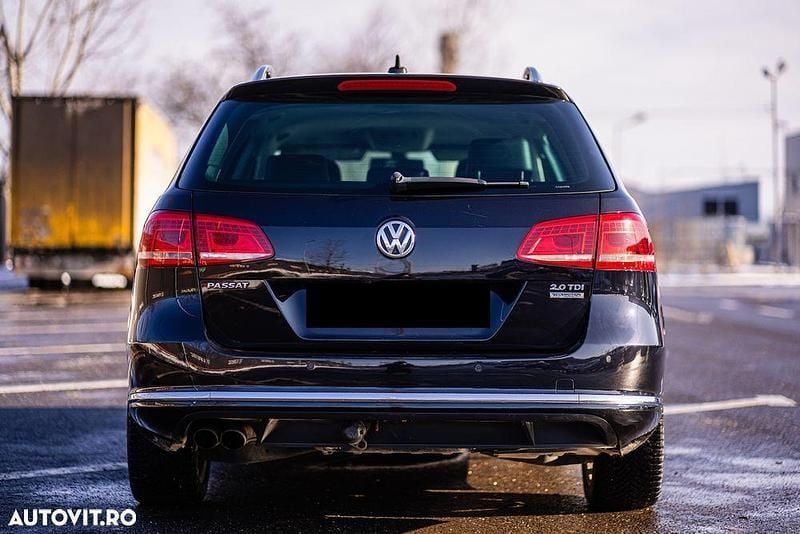 Second-hand VW Passat Highline 140 CP (102 kW) 2012 Culoarenegru Break