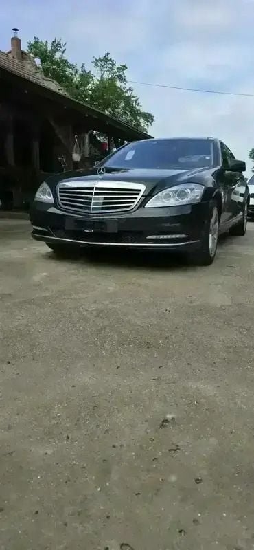 Utilizat 2011 Mercedes S500 Berlinǎ | 25.000 EUR - Imagine 1/4