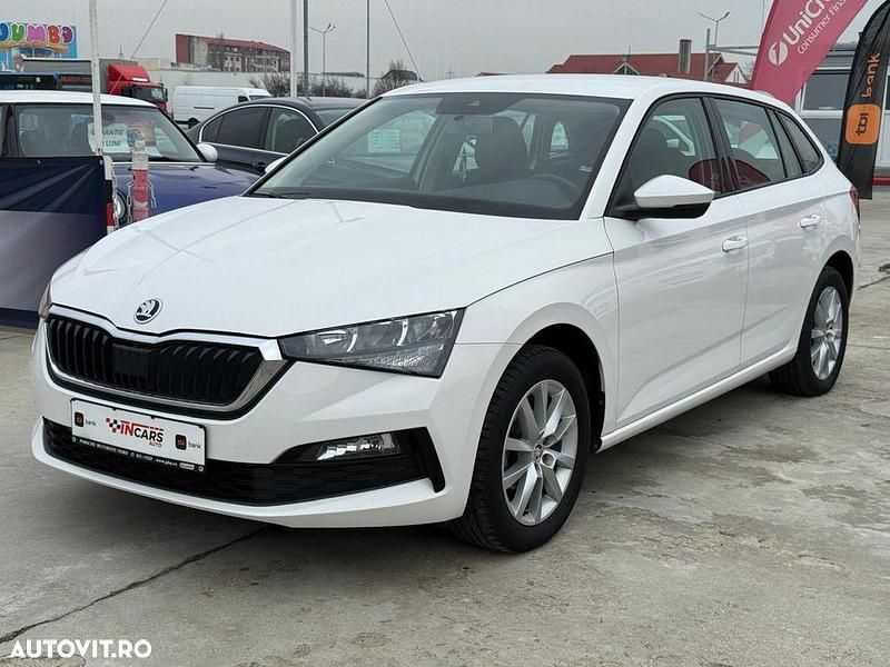 Second-hand Skoda Scala Active 95 CP (69 kW) 2021 Culoarealb Hatchback