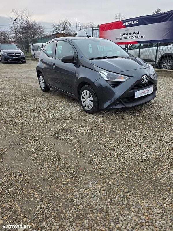 Second-hand Toyota Aygo 72 CP (52 kW) 2021 Culoaregri Hatchback
