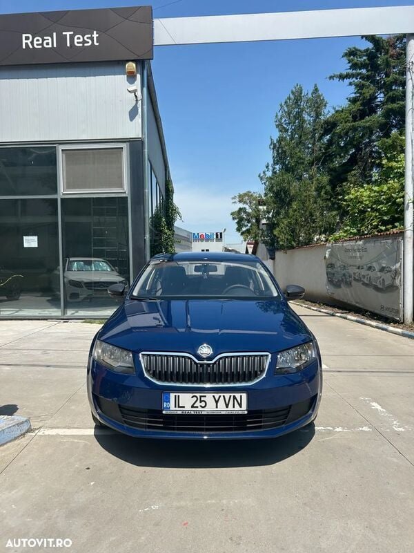 Albastru Utilizat 2014 Skoda Octavia Business Line Berlinǎ | 6.400 EUR (Preț bun) - Imagine 1/4